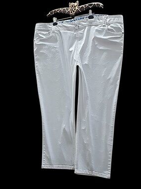 NWT Simply Be white stretch jeans elastic waist with zipper Plus Size 28